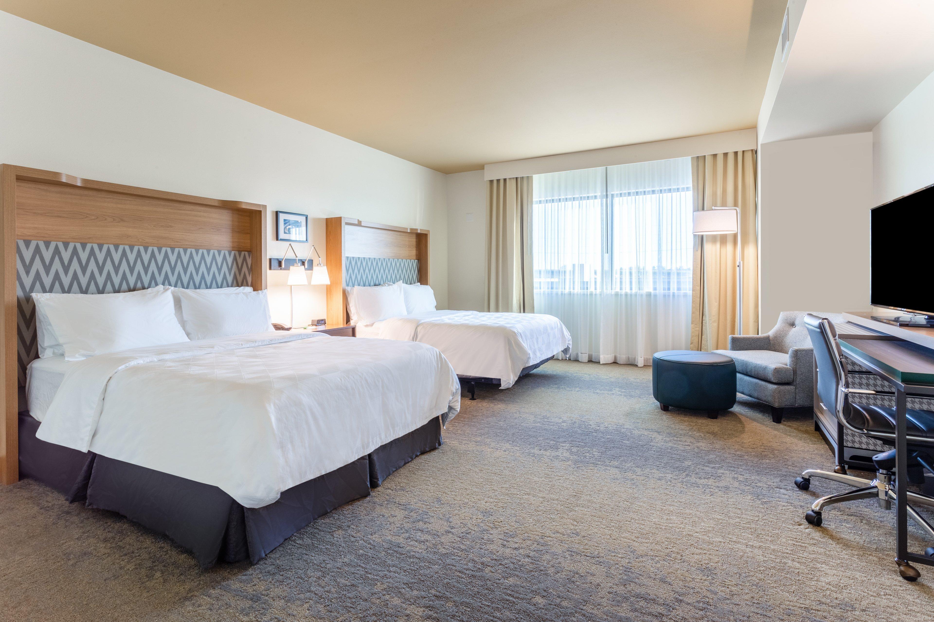 Holiday Inn & Suites Cedar Falls-Waterloo Event Ctr By Ihg Bagian luar foto