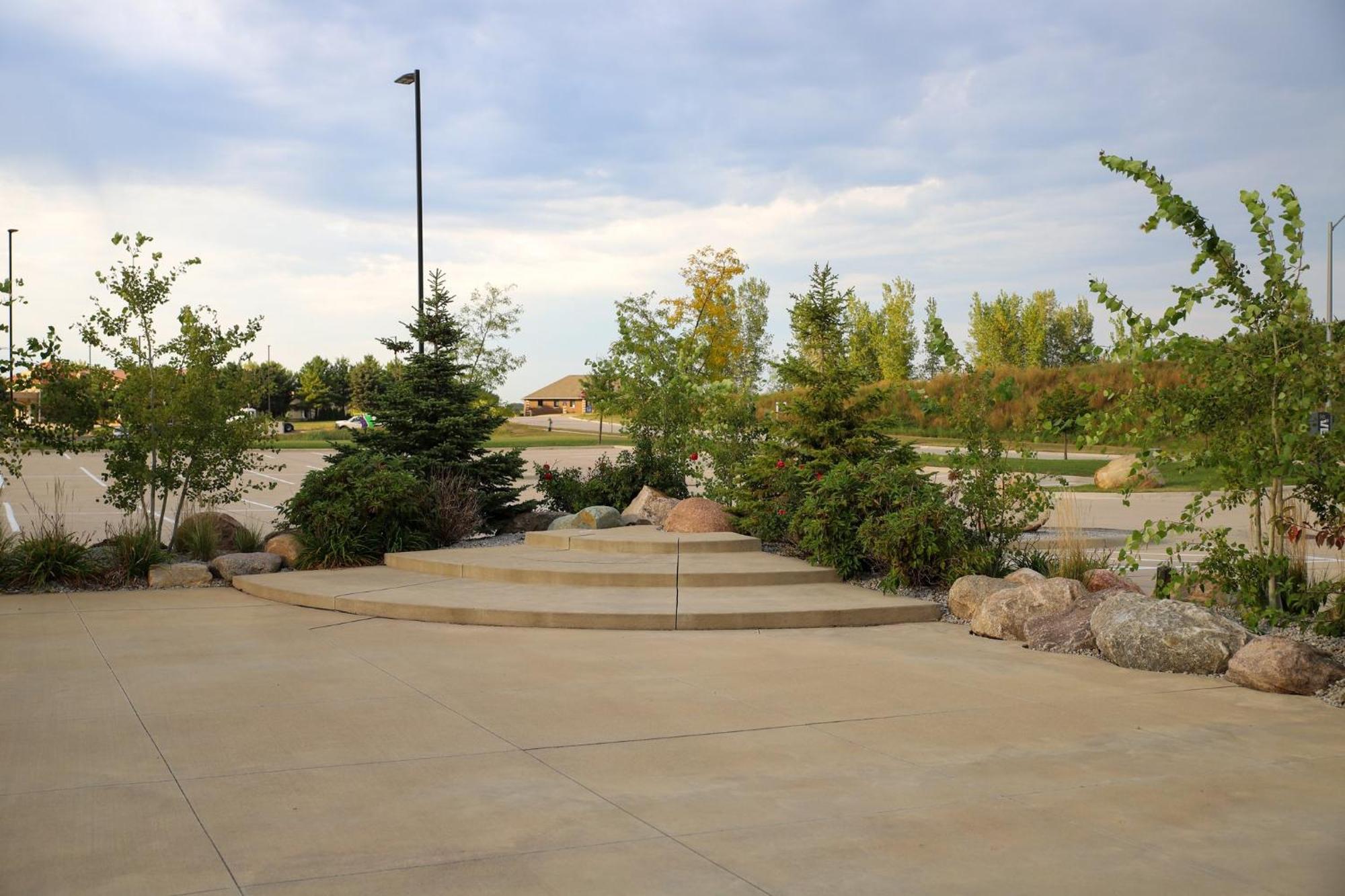 Holiday Inn & Suites Cedar Falls-Waterloo Event Ctr By Ihg Bagian luar foto